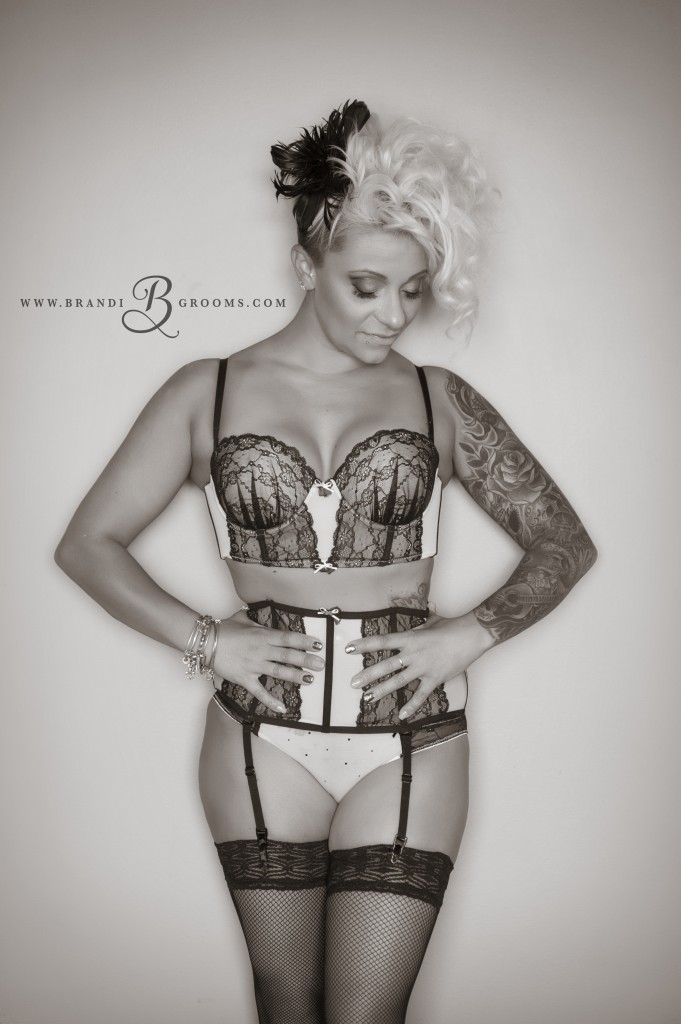 Brandi_Grooms_Photogarphy_Boudoir_AlysiaD_0289_0511